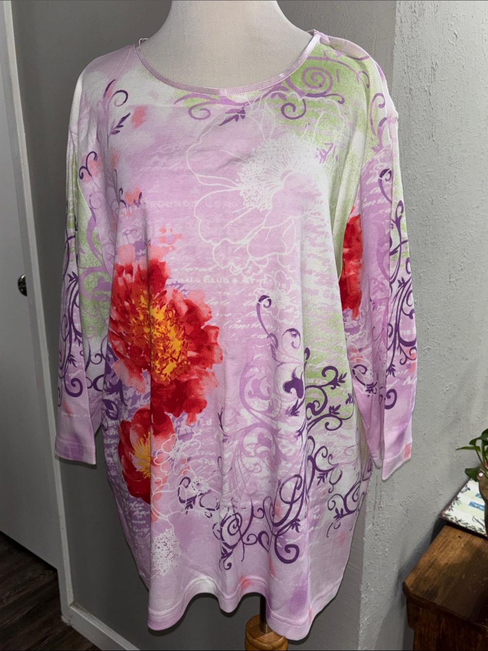 CJ Banks Lilac Floral 3/4 Sleeve Top (NWT)